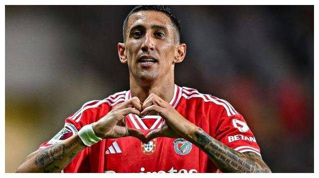 开云平台-包含德国国家队今夜再遭质疑，志在葡超名次提升，更衣室稳定，身体对抗强度拉满的词条